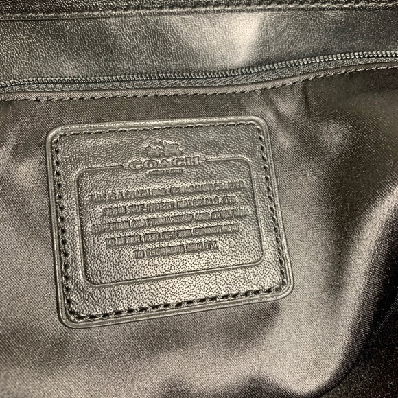 Like NEW, VINTAGE COACH!! Taylor leather, croc & wool accents & expandable sides - Picture 13 of 16